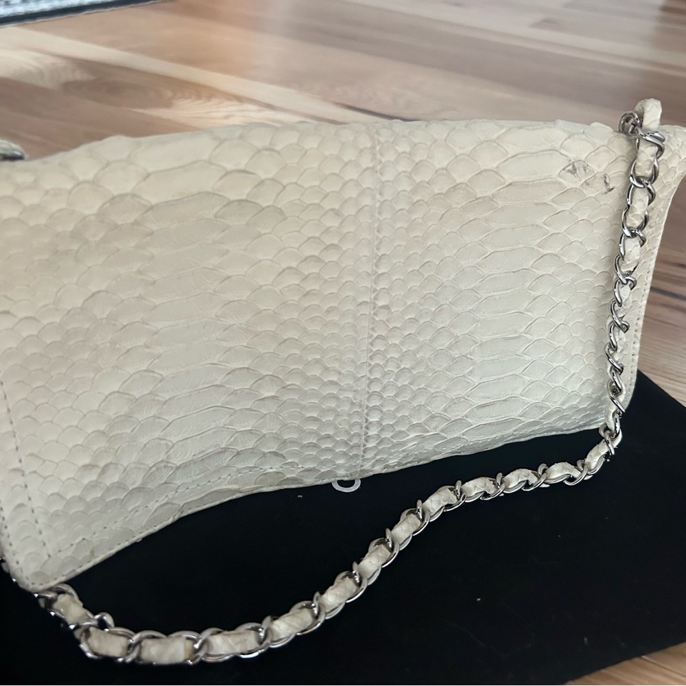 Chanel Ivory Rare python flap bag - Picture 3 of 14